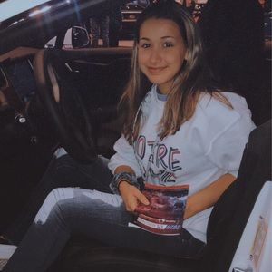 Meet your Posher, Sara